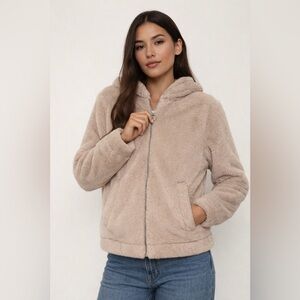 H&M Women's Tan Hooded Faux Fur Teddy Jacket Bomber in Size XS Cozy Transitional